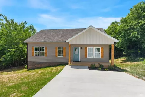 26 Valleyview Dr, Madison Heights, VA 24572