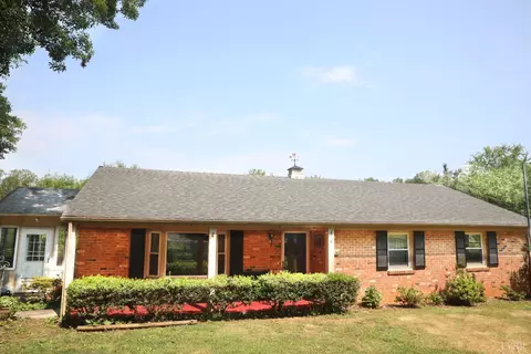 142 Edgewood Ln, Madison Heights, VA 24572