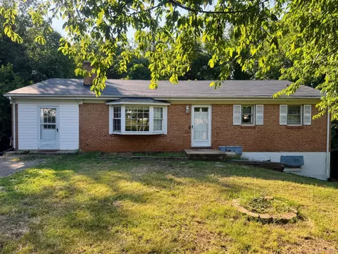 115 Kenmore Dr, Madison Heights, VA 24572