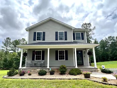 230 Mansfield Dr, Madison Heights, VA 24572