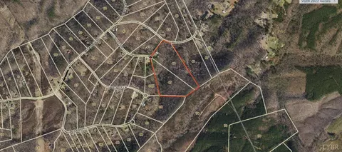 298 Hickory Dr, Lynchburg, VA 24504