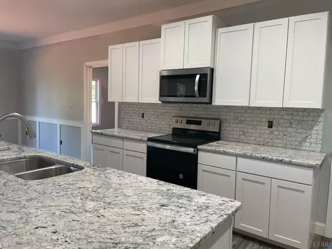 1075 Everett Rd, Forest, VA 24551 photo 9