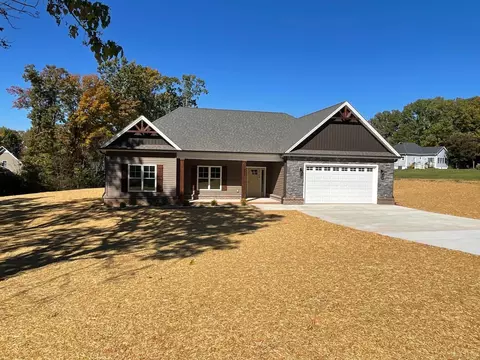 1075 Everett Rd, Forest, VA 24551 photo 2