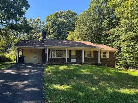 154 Oakland Dr, Madison Heights, VA 24572