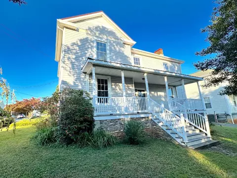 129 Fifth St, Madison Heights, VA 24572