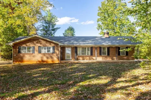 216 Swinging Bridge Rd, Gladys, VA 24554