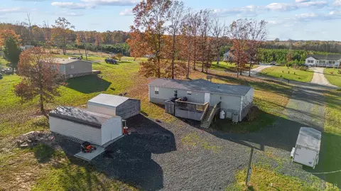 276 Beeks Ln, Spout Spring, VA 24593 photo 3
