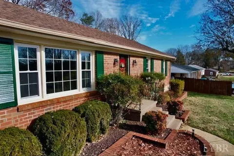 166 Rector Rd, Concord, VA 24538 photo 2