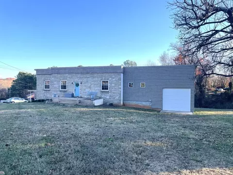 164 Wells Rd, Madison Heights, VA 24572