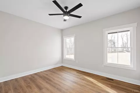62 Burrell Dr, Rustburg, VA 24588 photo 9