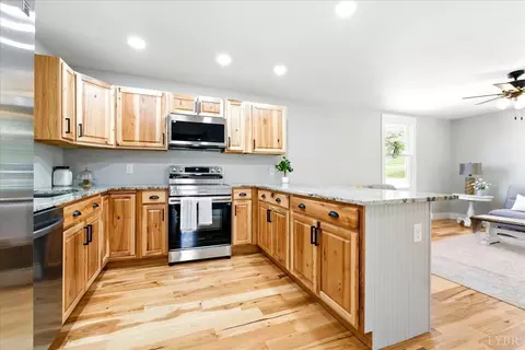 136 A St, Monroe, VA 24574 photo 15