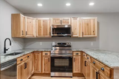 136 A St, Monroe, VA 24574 photo 14