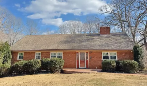 190 Hillcrest Cir, Madison Heights, VA 24572