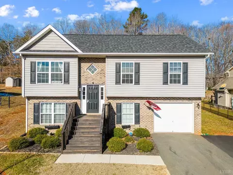 128 Wynbrooke Pl, Madison Heights, VA 24572