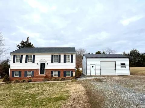 1494 Izaak Walton Rd, Madison Heights, VA 24572
