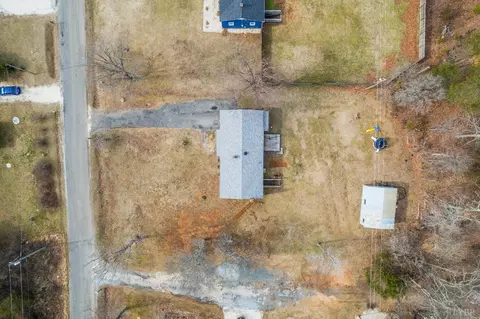 463 Eldon, Appomattox, VA 24522 photo 2