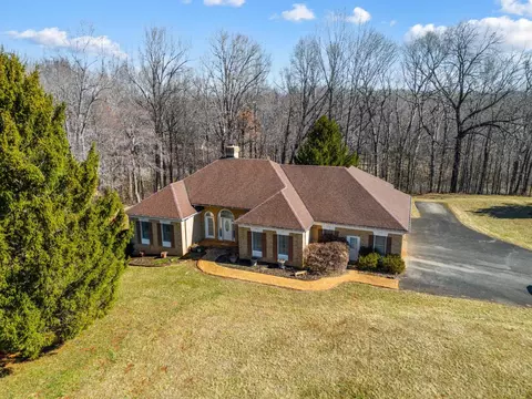 113 Black Forest Dr, Madison Heights, VA 24572