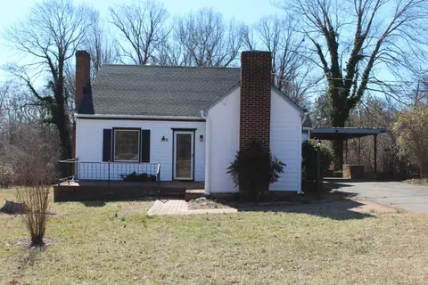 376 Amelon Rd, Madison Heights, VA 24572