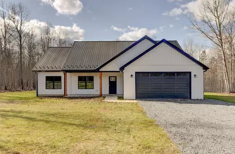 87 Down Creek Rd, Brookneal, VA 24528
