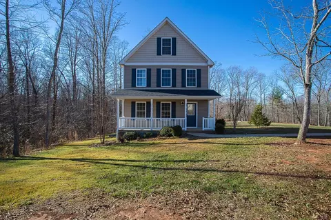 2417 River Rd, Madison Heights, VA 24572