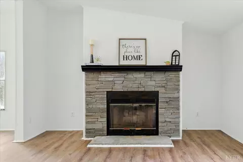 330 Bloxsom Rd, Callands, VA 24530 photo 18