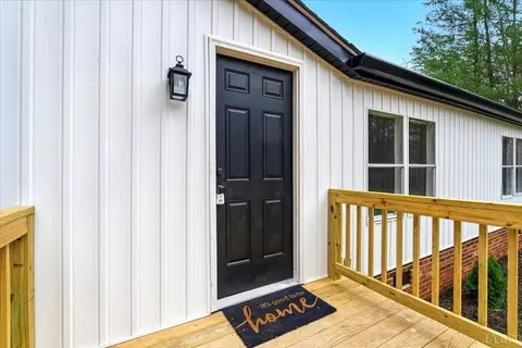 330 Bloxsom Rd, Callands, VA 24530 photo 2