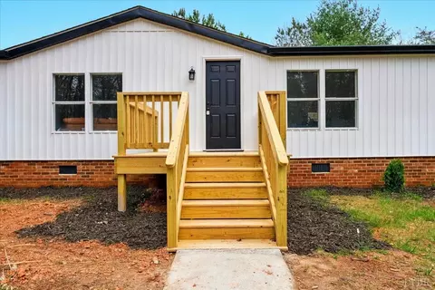 330 Bloxsom Rd, Callands, VA 24530 photo 33