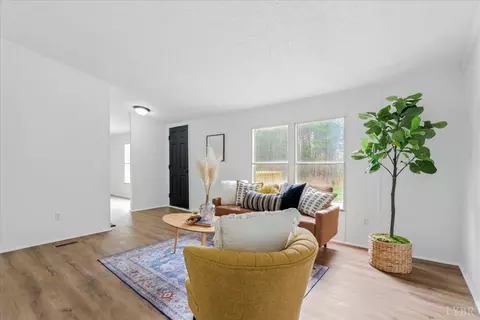 330 Bloxsom Rd, Callands, VA 24530 photo 5