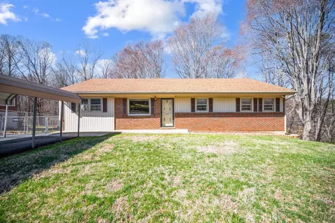295 Laurel Dr, Madison Heights, VA 24572