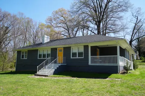 203 Marshall St, Brookneal, VA 24528