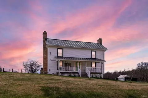 7144 Hat Creek Rd, Brookneal, VA 24528