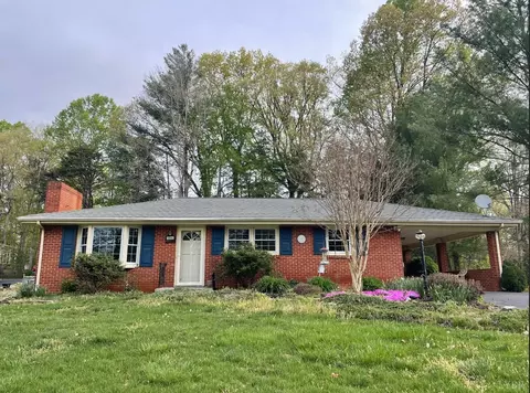 184 Laurel Dr, Madison Heights, VA 24572
