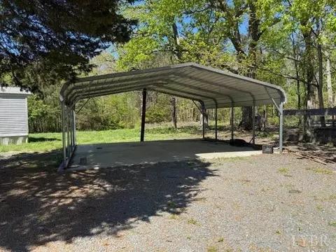 1098 Pamplin Rd, Pamplin, VA 23958 photo 3
