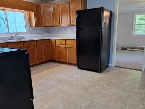 6019 Wards Rd, Evington, VA 24550 photo 3