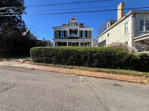 611 Pearl St, Lynchburg, VA 24504