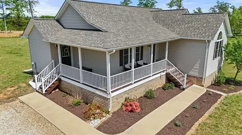 365 Beeks Ln, Spout Spring, VA 24593 photo 2