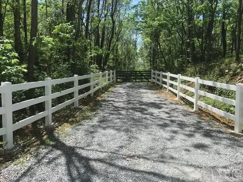 687 Elon Rd, Madison Heights, VA 24572