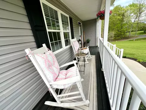 605 Beeks Ln, Spout Spring, VA 24593 photo 6
