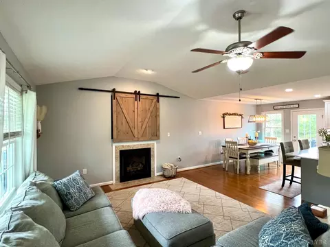 605 Beeks Ln, Spout Spring, VA 24593 photo 8