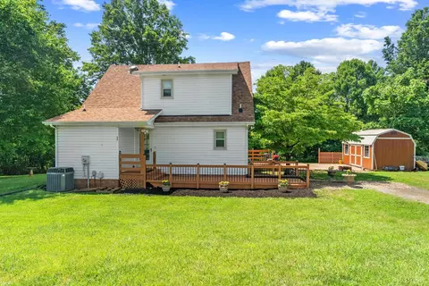 1817 Elkton Farm Rd, Forest, VA 24551 photo 2