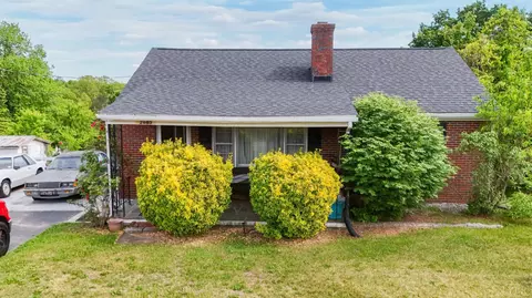 2663 Dearing Ford Rd, Altavista, VA 24517