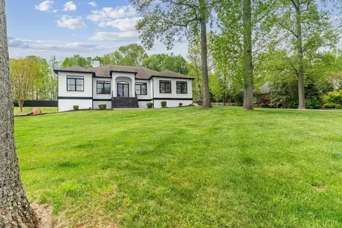 1208 Rocky Br, Forest, VA 24551 photo 3