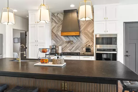1208 Rocky Br, Forest, VA 24551 photo 16
