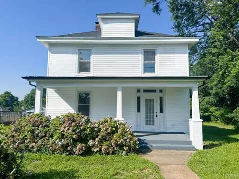110 3rd St, Madison Heights, VA 24572