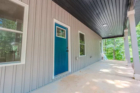 Exterior - 109 Tosh Ln, Goodview, VA 24095 photo 2 of 5
