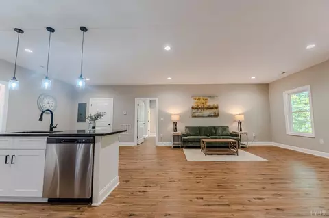 Living - 109 Tosh Ln, Goodview, VA 24095 photo 2 of 7