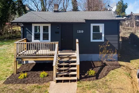 1209 15th St, Lynchburg, VA 24504