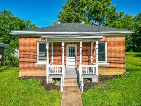 105 N Franklin Blvd, Gretna, VA 24557