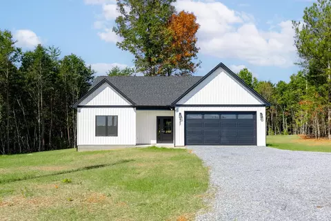 757 Down Creek Rd, Brookneal, VA 24528