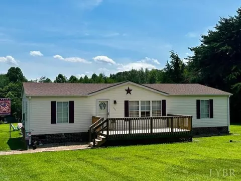 233 Peach Tree Ln, Lynchburg, VA 24504